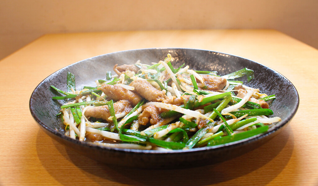 湯でホルモン炒め